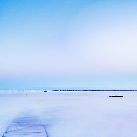 End of the blue hour on the Gois