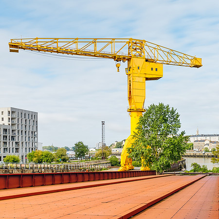 Yellow and Red in Nantes