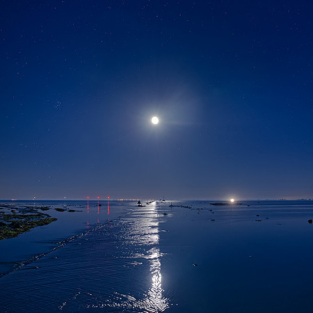 Lever de Lune sur le Gois
