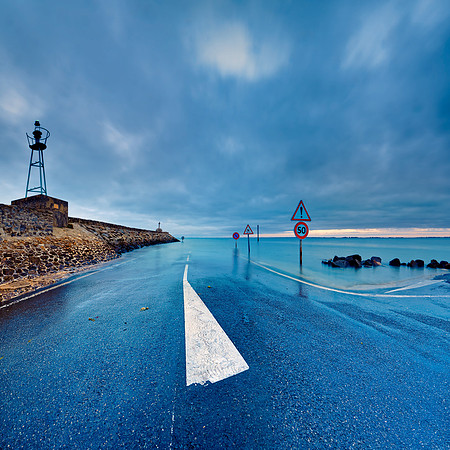 Blue hour on the Gois